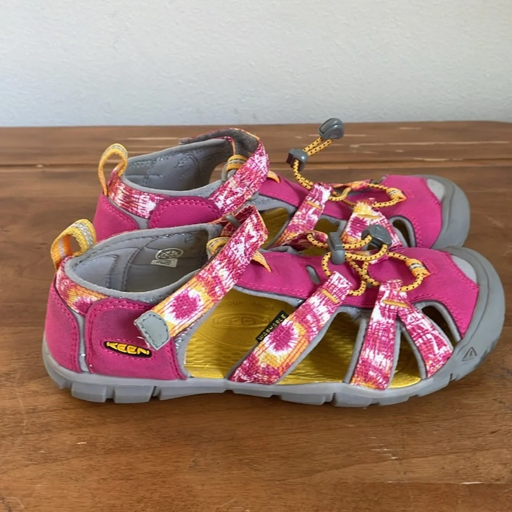 Keen Pink and Gray Sandals with Adjustable Straps Size 4